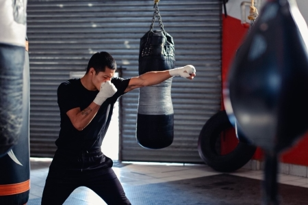 提升出拳力的4個訓練方法-空拳練習