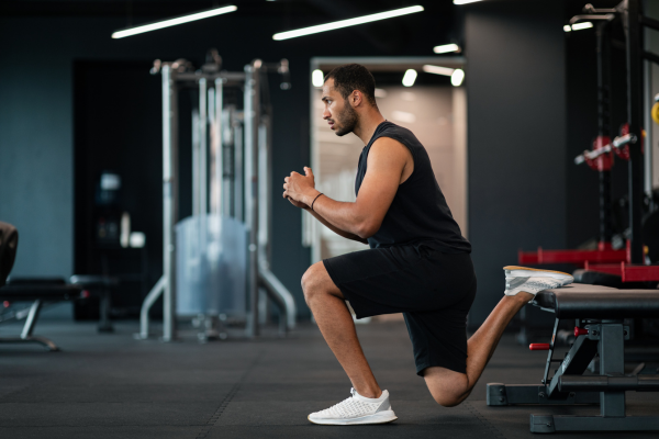 保加利亞分腿蹲 (Bulgarian Split Squat)：進階的穩定性挑戰