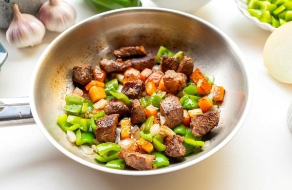 不同部位牛肉蛋白質差異解析，牛肉食譜怎麼選不踩雷