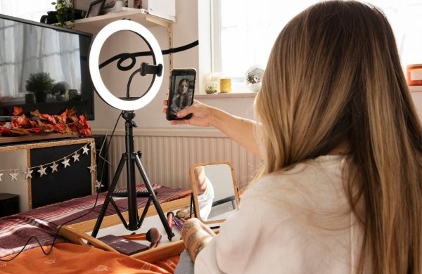 找對定位，自媒體經營不再迷航