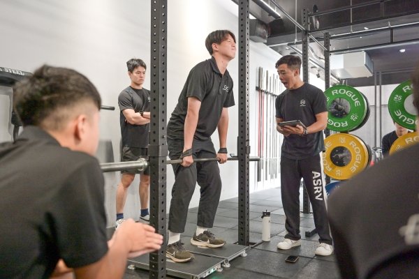 測力板肌力評估怎麼做？常見測試與指標