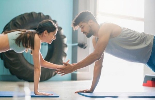 核心運動搭配建議｜燃脂、有氧、拉伸一併規劃