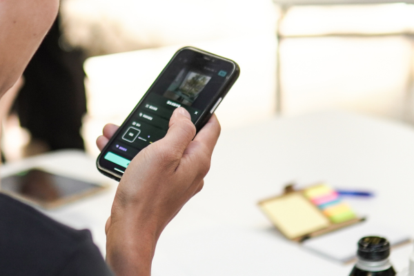 Leon教練分享過往經驗，讓你在經營自媒體的路上明白你是誰