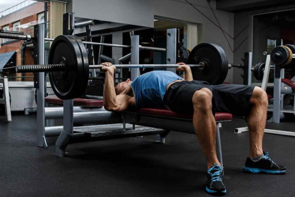 重訓呼吸的常見問題與動作錯誤|如何避免頭暈、憋氣與核心失效?